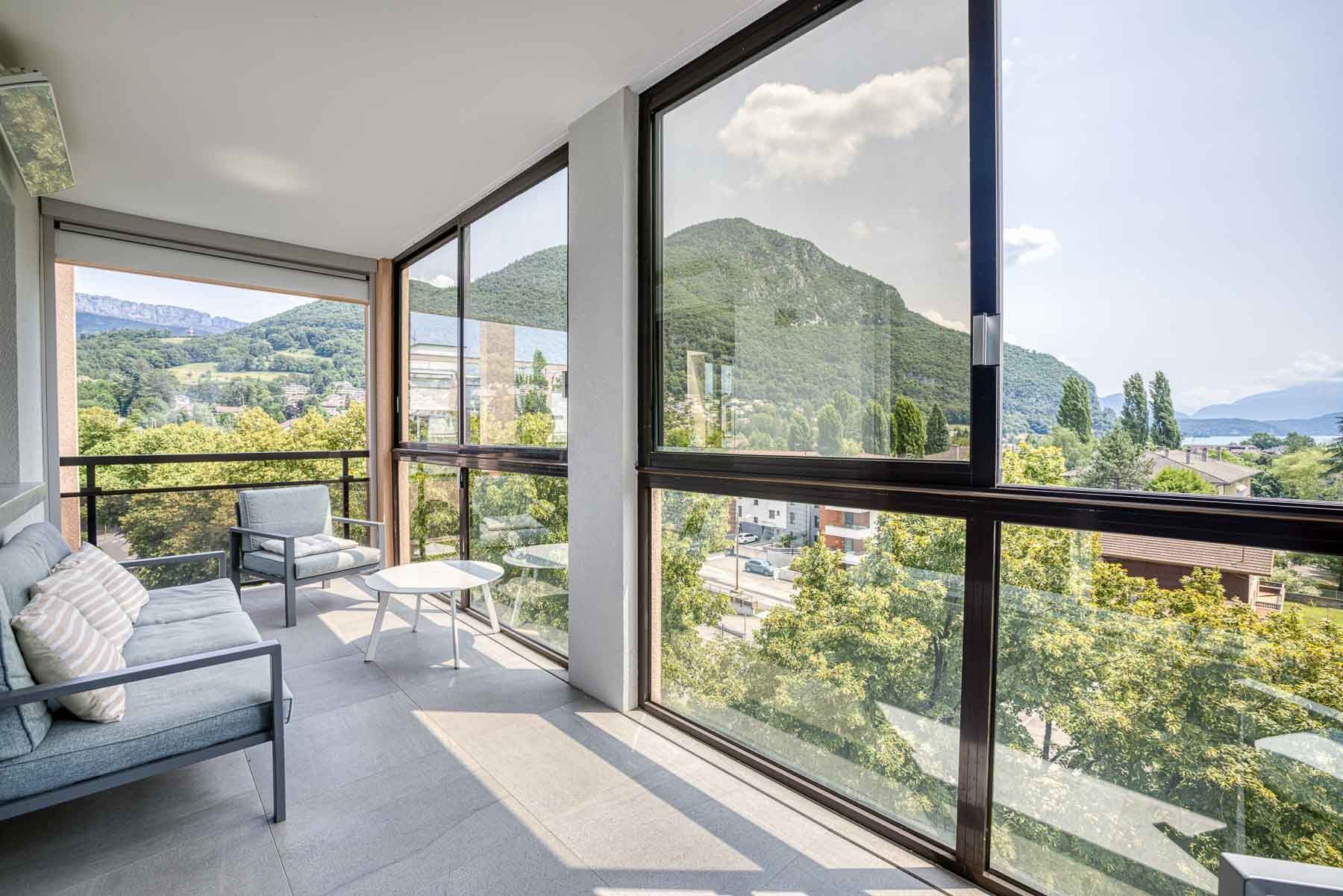 apartment 4 Rooms for sale on ANNECY LE VIEUX (74940)