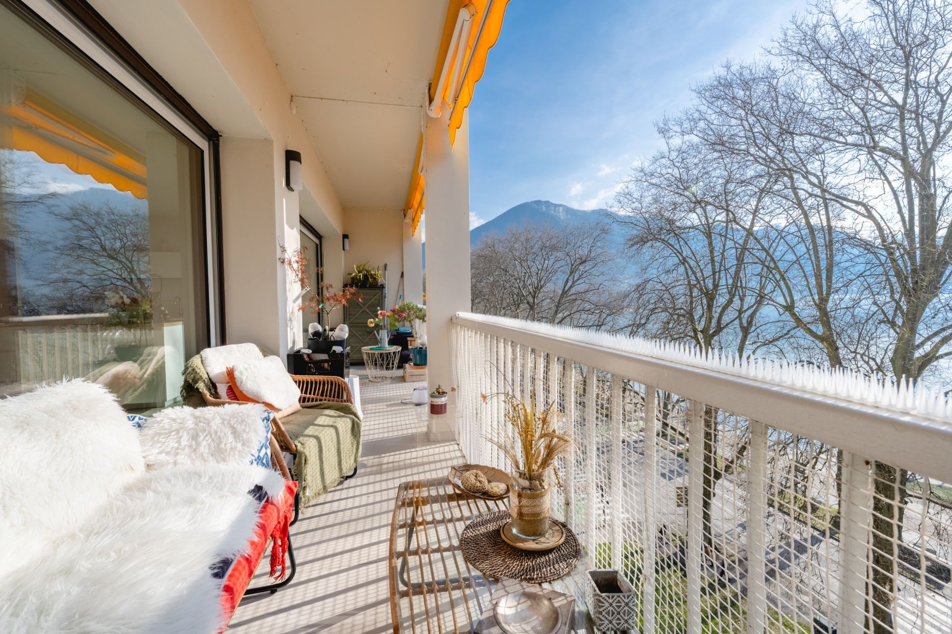apartment 3 Rooms for sale on ANNECY (74000)