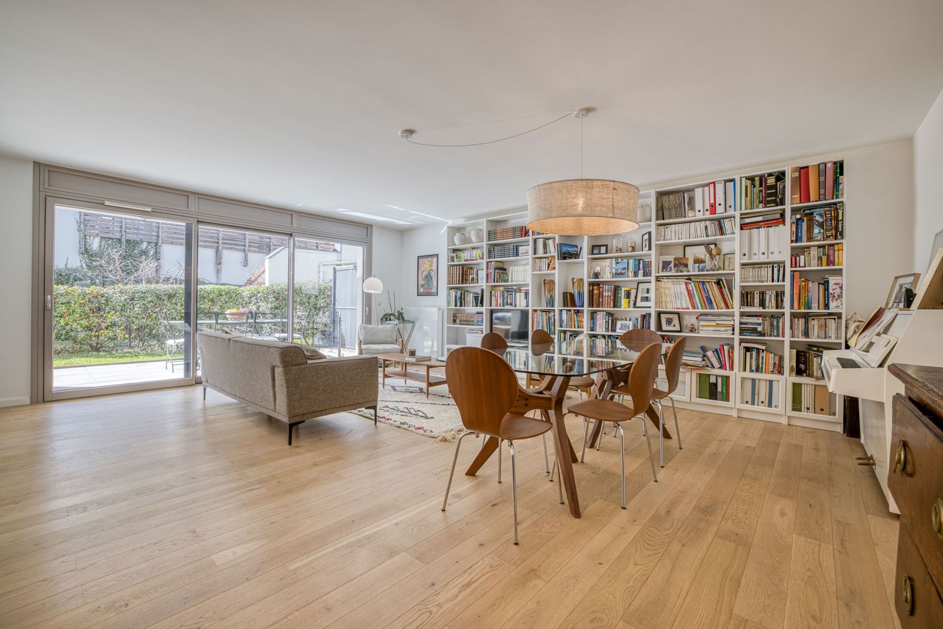 apartment 5 Rooms for sale on ANNECY LE VIEUX (74940)