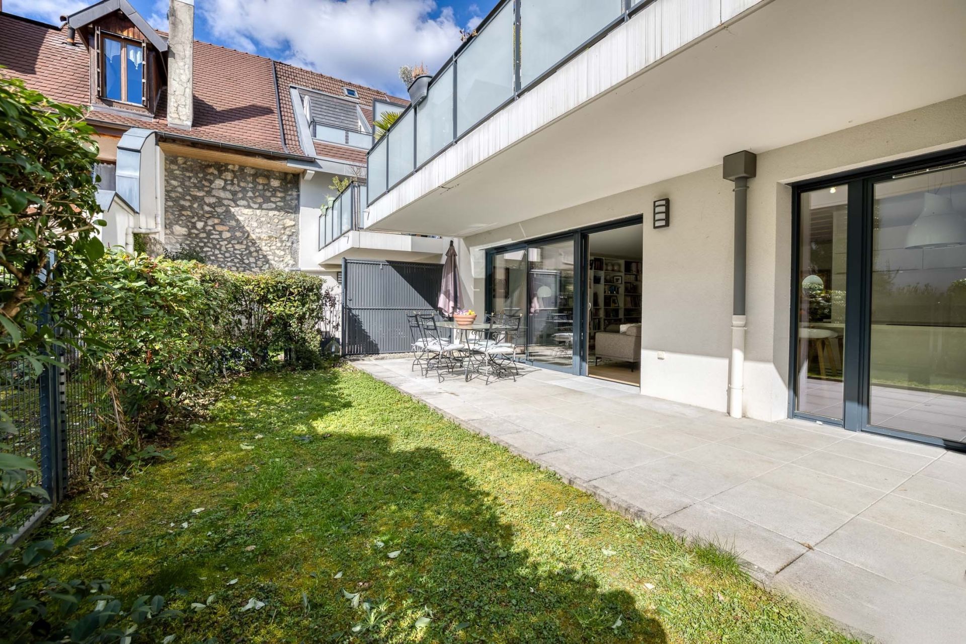 apartment 5 Rooms for sale on ANNECY LE VIEUX (74940)