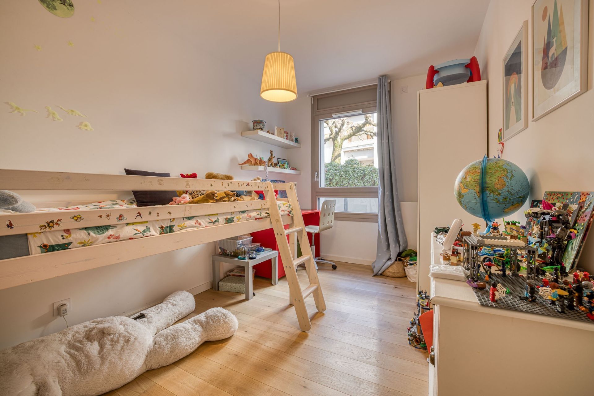 apartment 5 Rooms for sale on ANNECY LE VIEUX (74940)