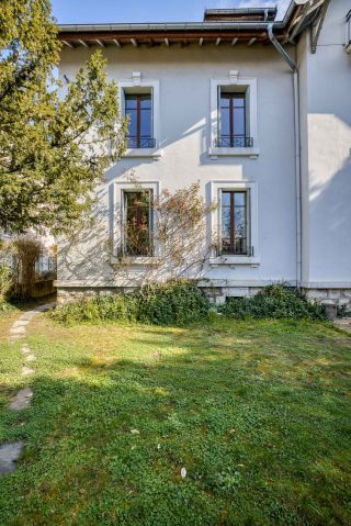 house 10 Rooms for sale on ANNECY (74000)