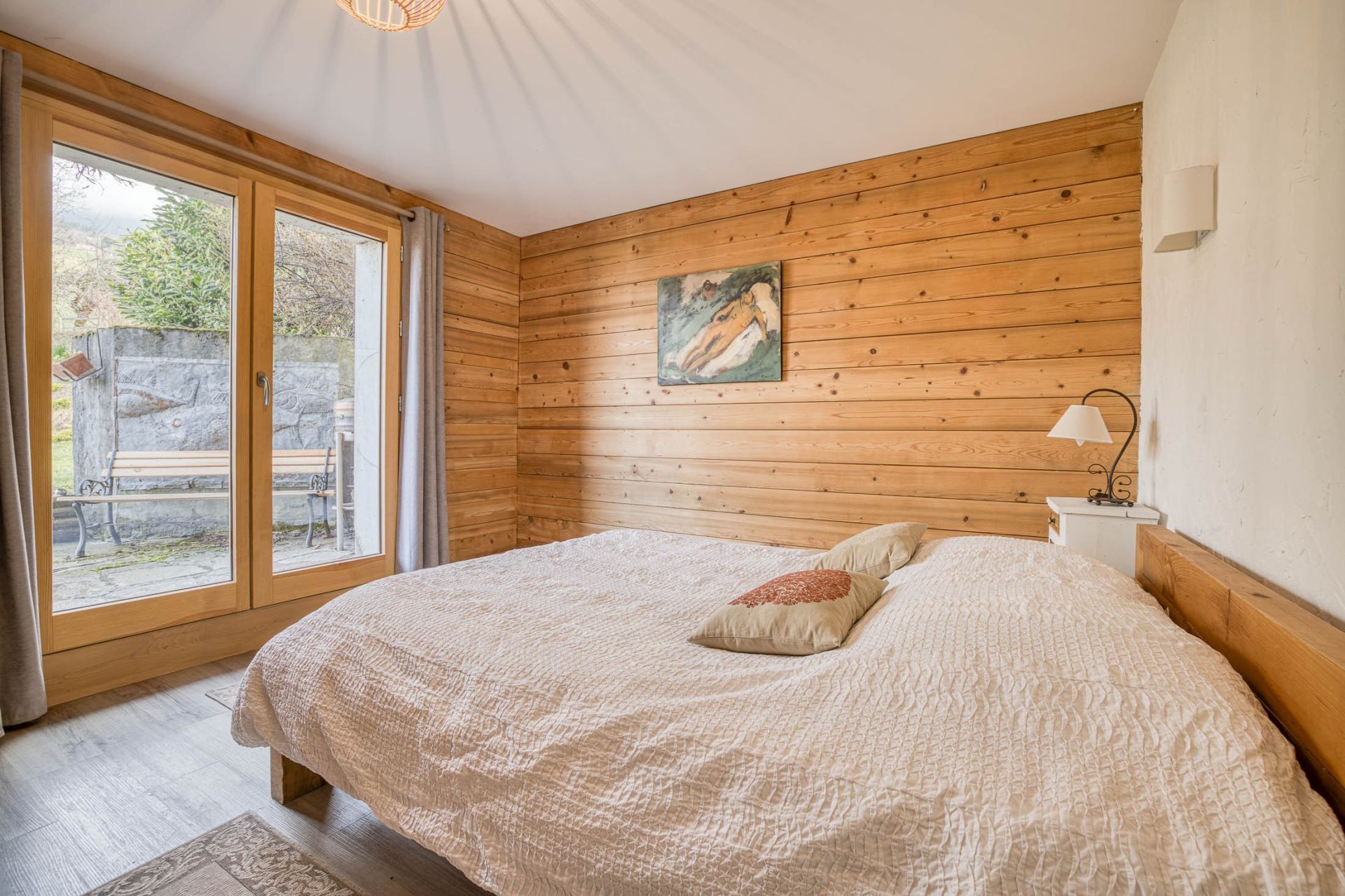 apartment 4 Rooms for sale on MANIGOD (74230)