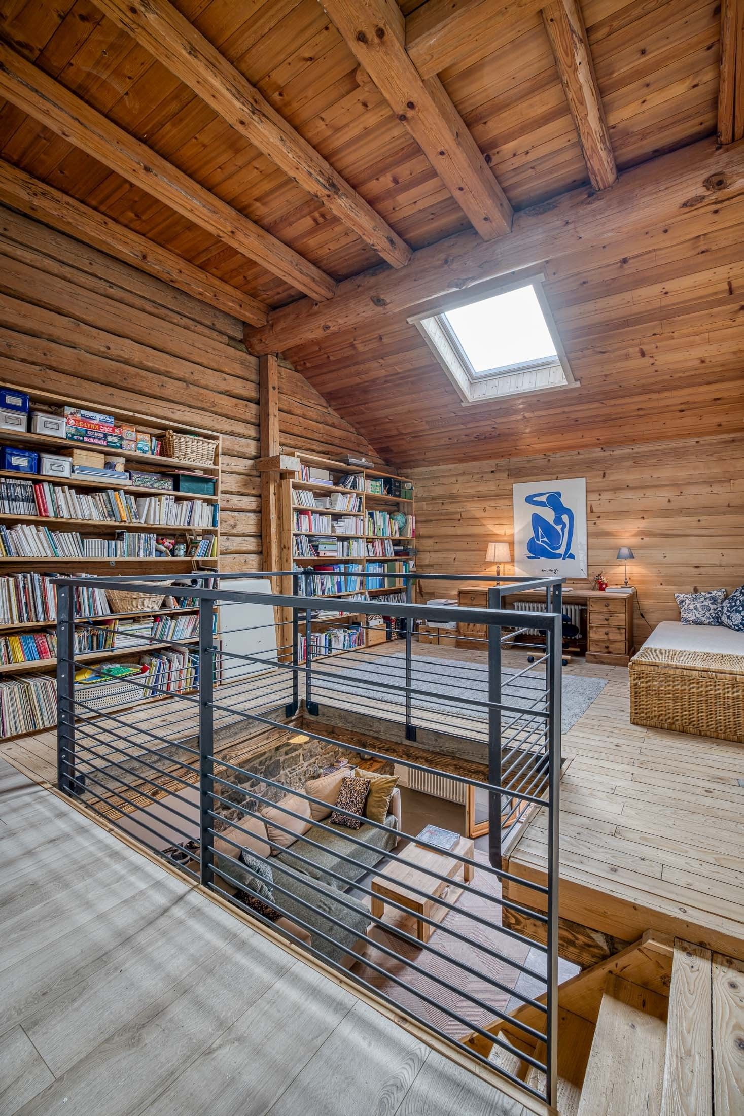 apartment 4 Rooms for sale on MANIGOD (74230)