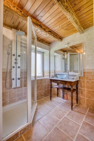 maison 9 Pièces en vente sur ALLONZIER LA CAILLE (74350)
