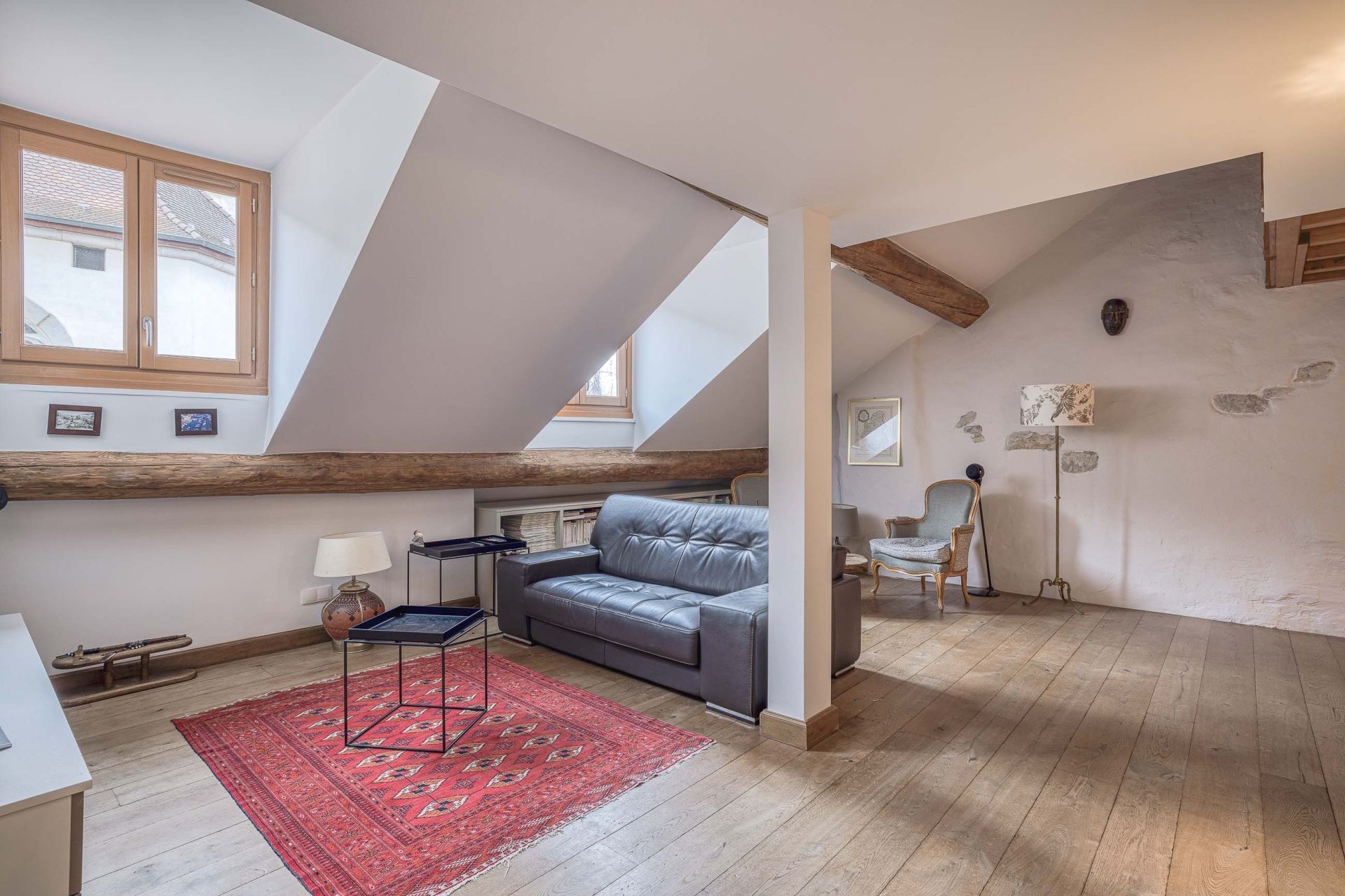 apartment 7 Rooms for sale on ANNECY (74000)