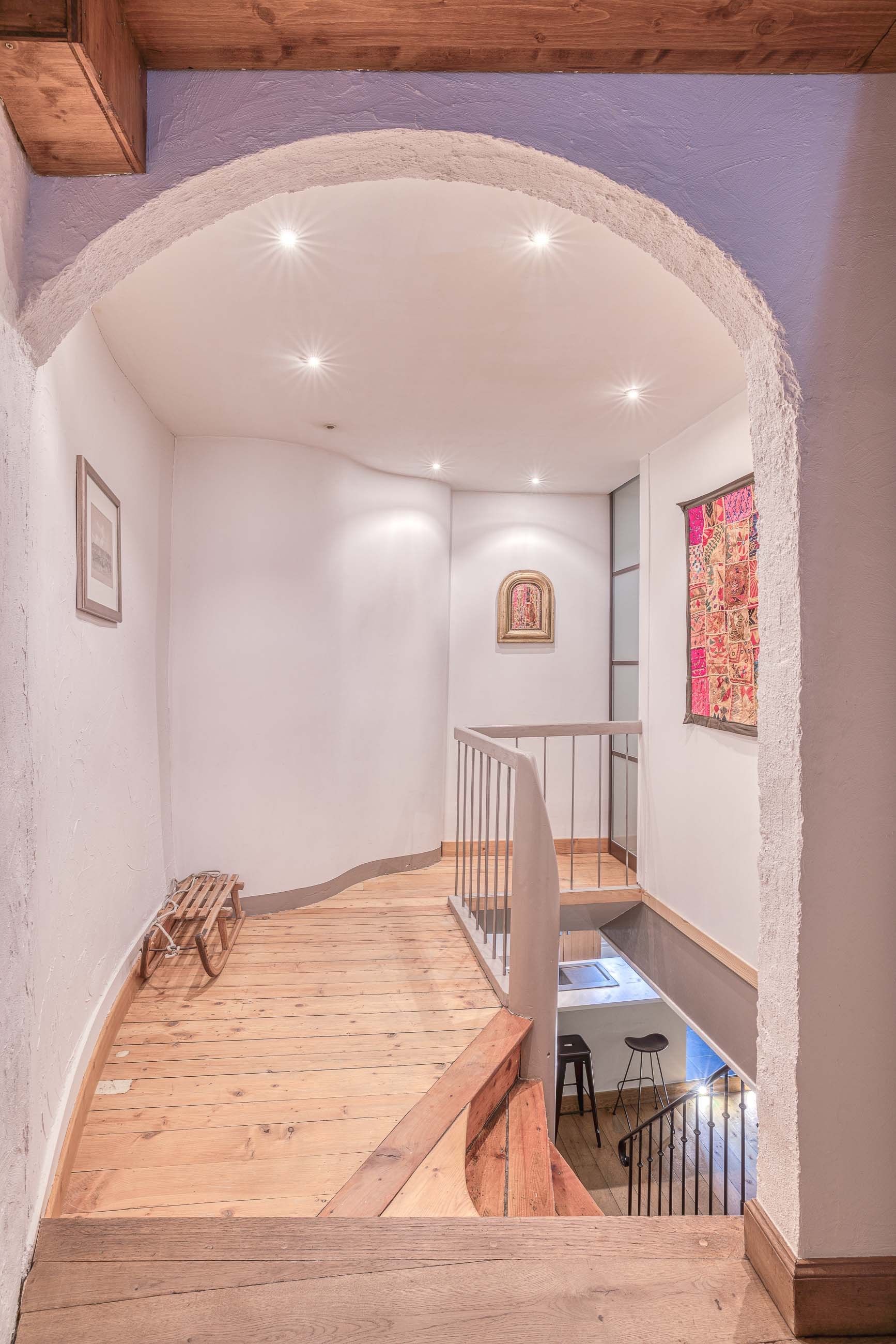 apartment 7 Rooms for sale on ANNECY (74000)