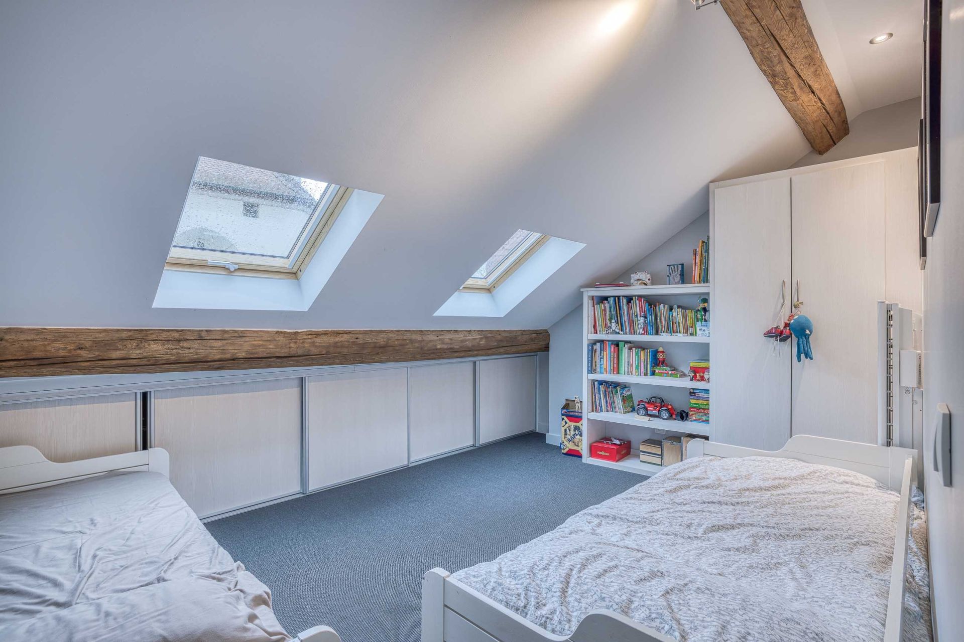 apartment 7 Rooms for sale on ANNECY (74000)