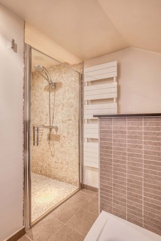 apartment 7 Rooms for sale on ANNECY (74000)