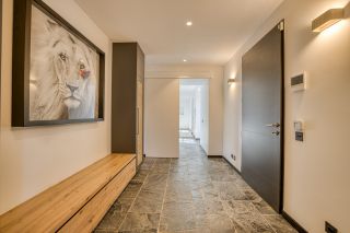 house 8 Rooms for sale on ST JORIOZ (74410)