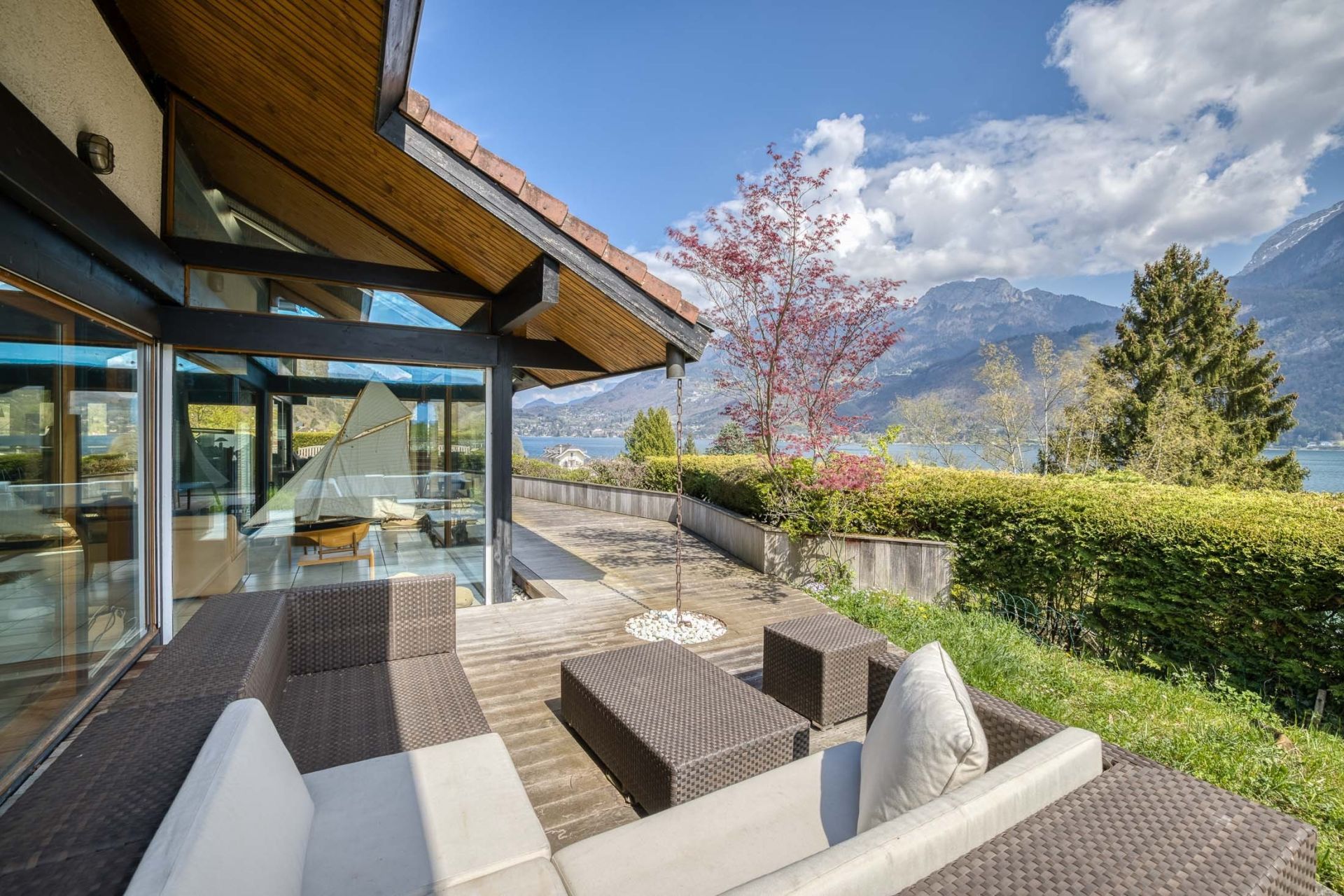 maison 9 Pièces en vente sur DOUSSARD (74210)