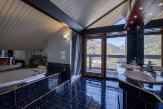 maison 9 Pièces en vente sur DOUSSARD (74210)