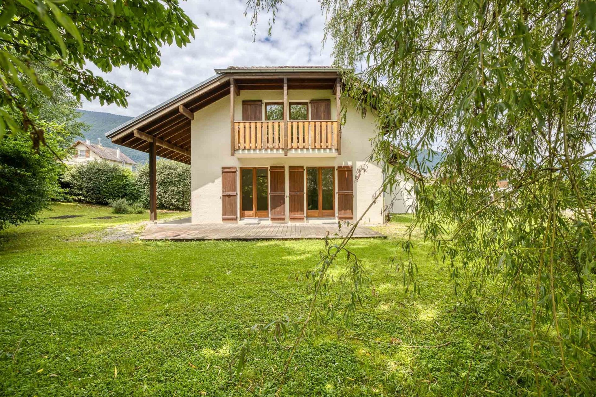 house 5 Rooms for sale on ST JORIOZ (74410)