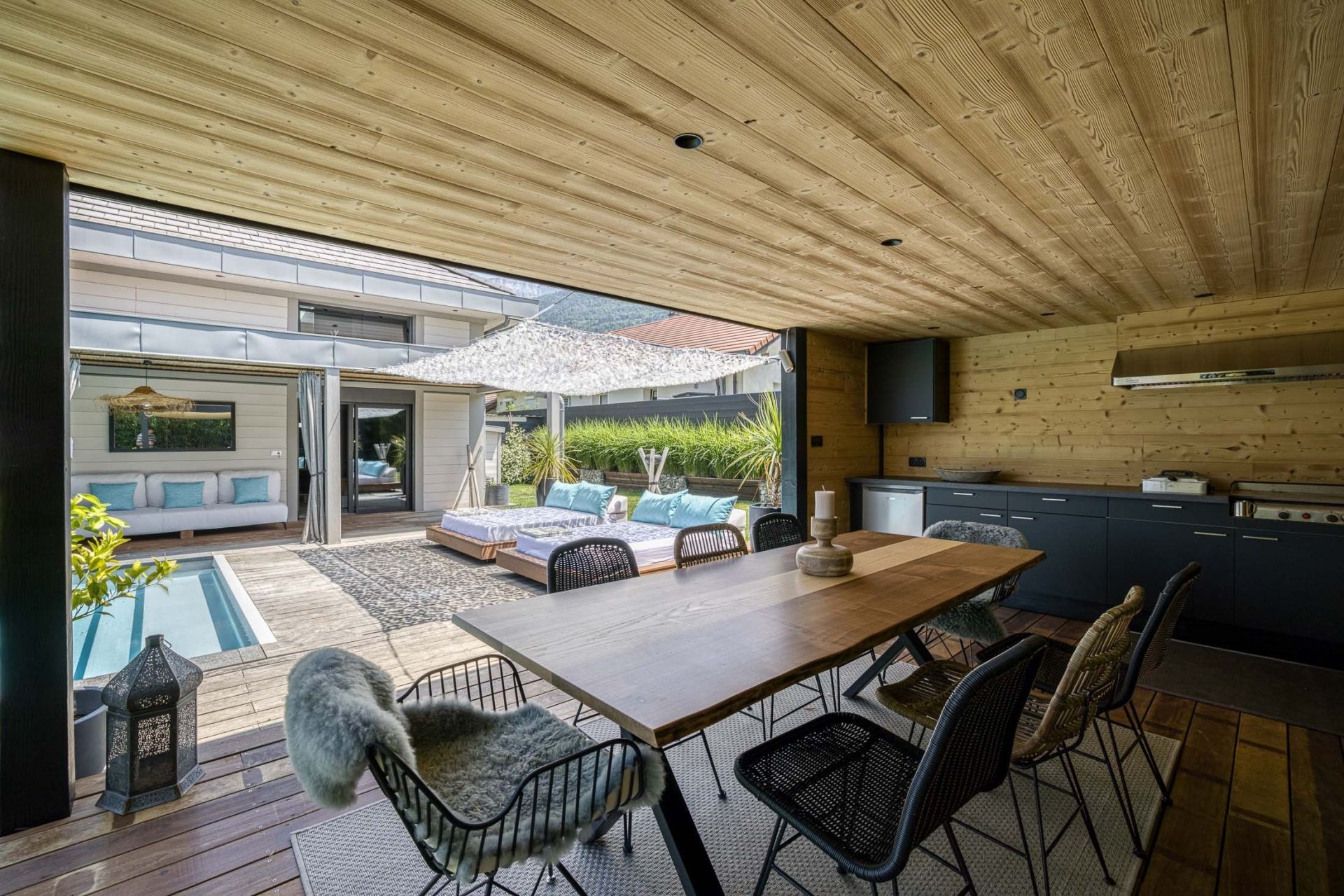 house 12 Rooms for sale on ANNECY LE VIEUX (74940)