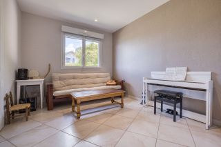 house 5 Rooms for sale on AIX LES BAINS (73100)