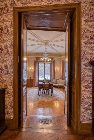 house 10 Rooms for sale on CHAVANOD (74650)