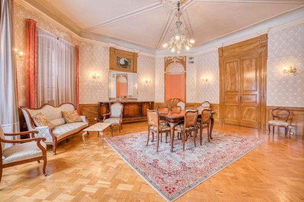 Vente Maison Chavanod 10 Pièces 324 m²