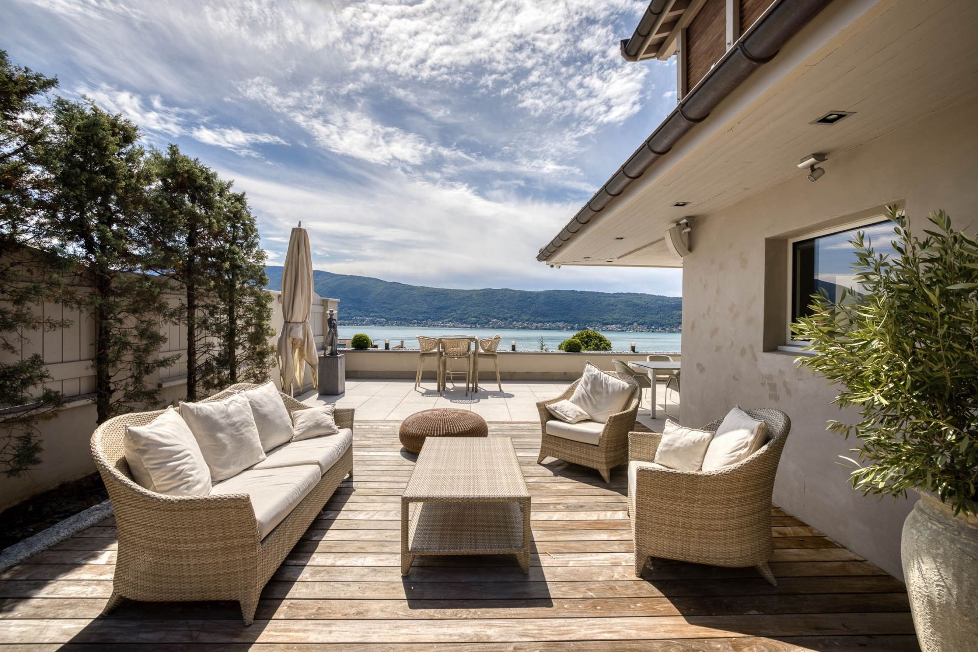 maison 7 Pièces en vente sur VEYRIER DU LAC (74290)