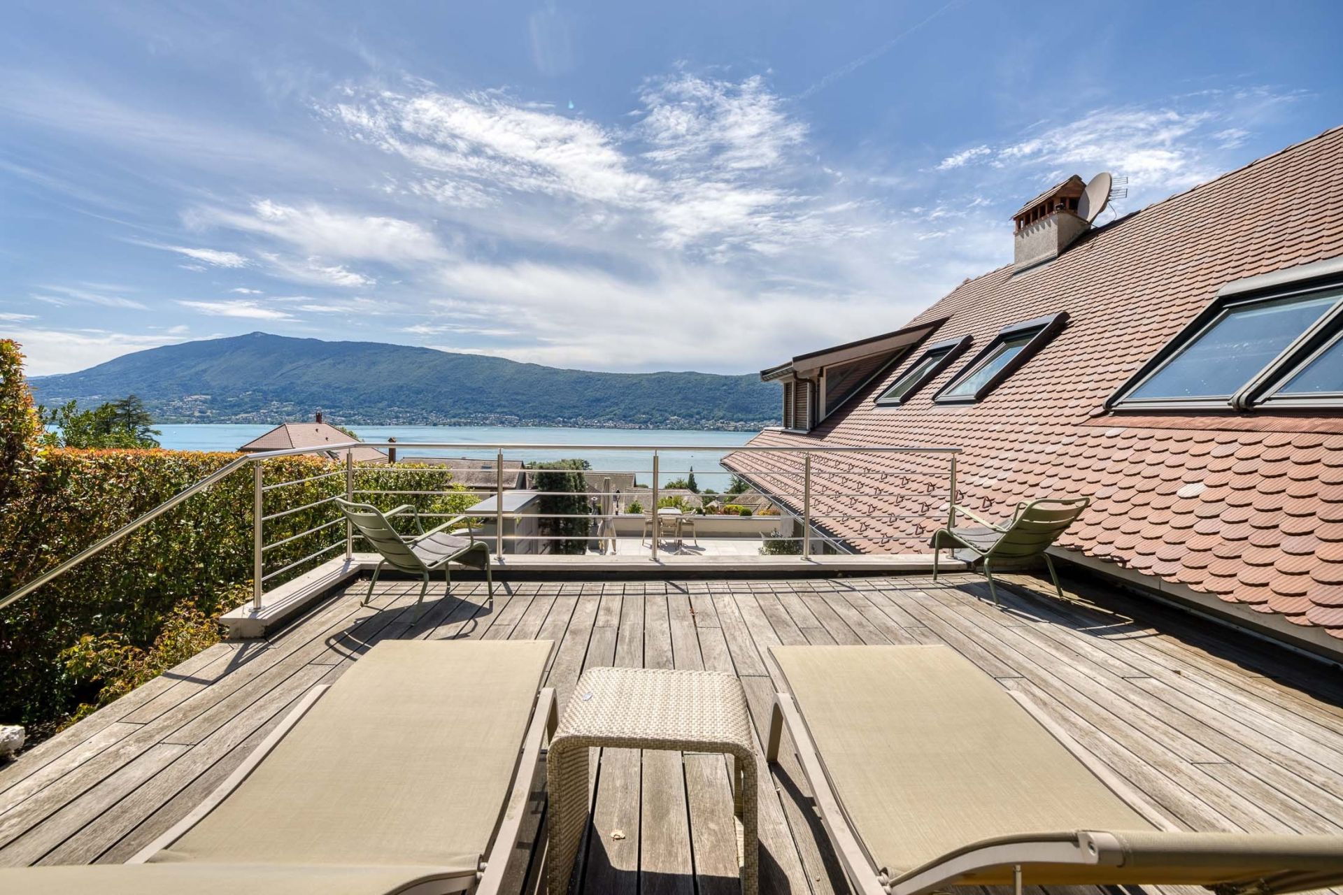 maison 7 Pièces en vente sur VEYRIER DU LAC (74290)