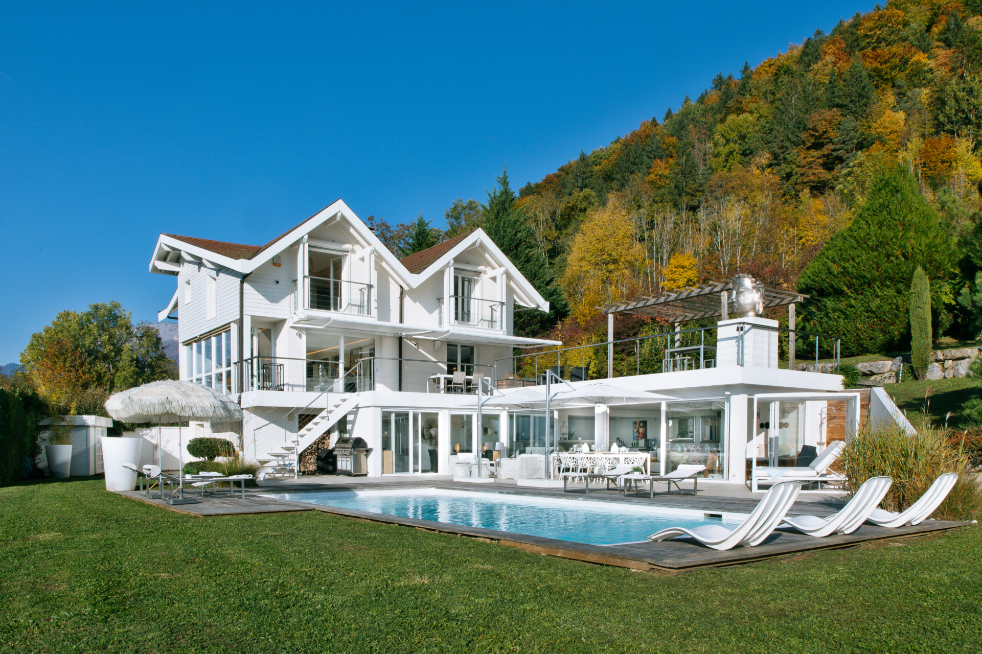 maison 9 Pièces en vente sur BLUFFY (74290)