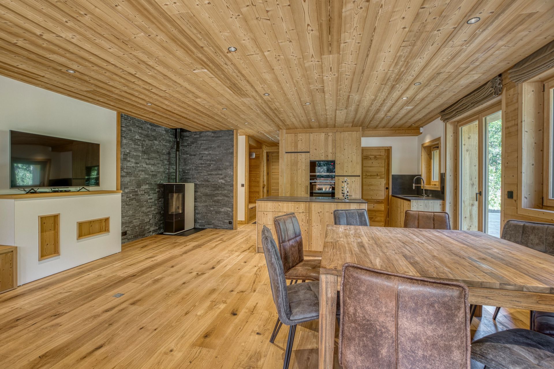 house 5 Rooms for sale on LE GRAND BORNAND (74450)