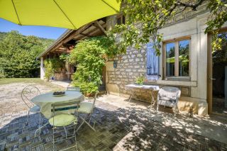 maison 5 Pièces en vente sur VALROMEY SUR SERAN (01260)