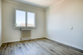 apartment 4 Rooms for sale on ANNECY (74000)