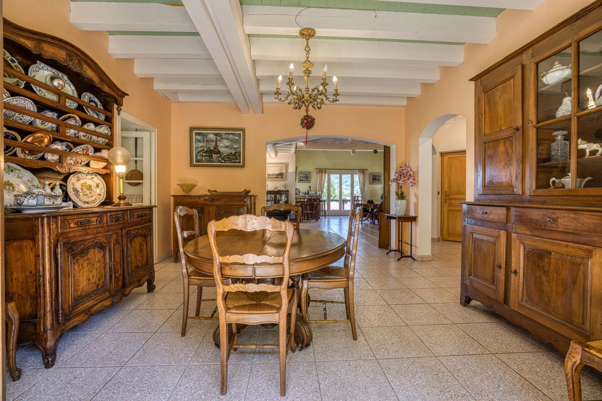 house 10 Rooms for sale on MENTHON ST BERNARD (74290)