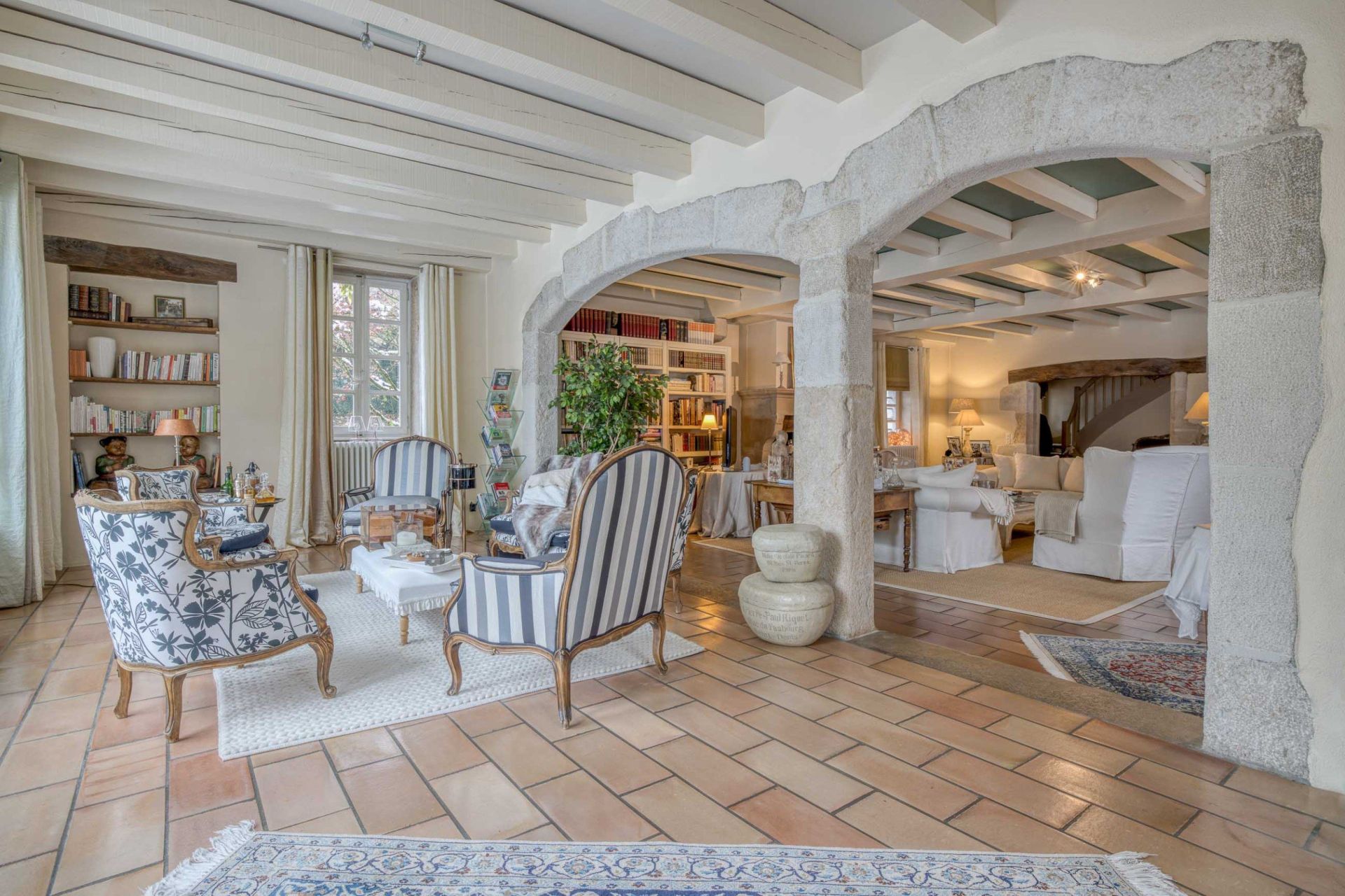 maison 12 Pièces en vente sur CHAPEIRY (74540)