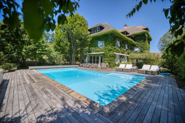 Vente Maison Chapeiry 12&nbsp;Pièces 650&nbsp;m²