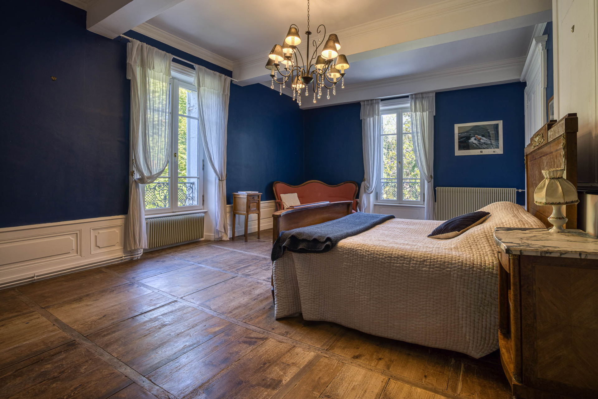 house 15 Rooms for sale on CHANAZ (73310)