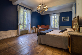 house 15 Rooms for sale on CHANAZ (73310)