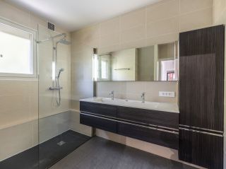 maison 10 Pièces en vente sur SEVRIER (74320)