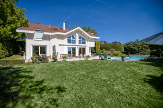 house 7 Rooms for sale on ANNECY LE VIEUX (74940)