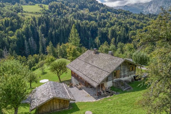 Vente Chalet Manigod 8&nbsp;Pièces 208&nbsp;m²