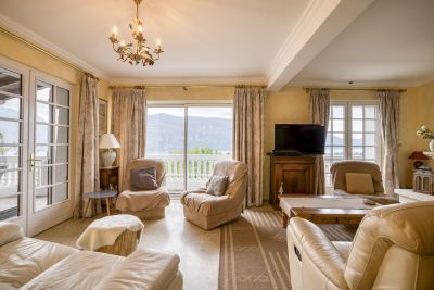 Vente Maison Brison-Saint-Innocent 8 Pièces 253 m²