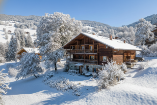 house 15 Rooms for sale on MANIGOD (74230)