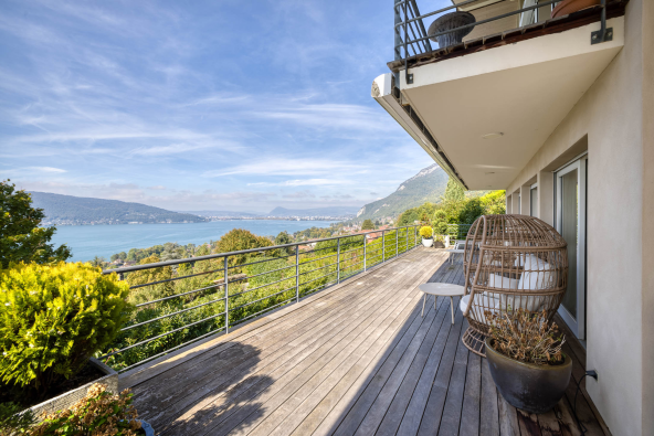 Vente Maison Veyrier-du-Lac 6 Pièces 178 m²