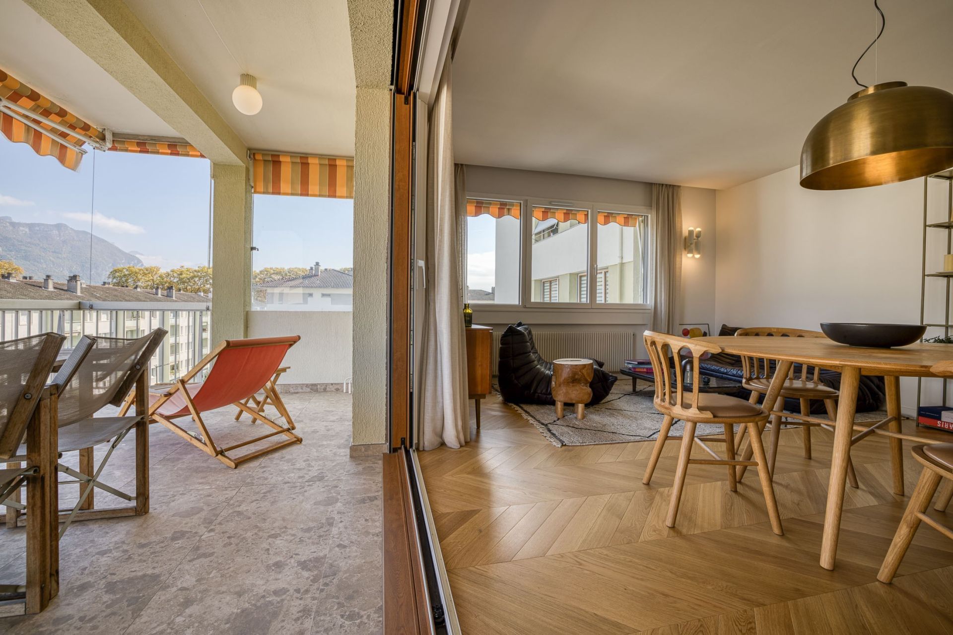 apartment 5 Rooms for sale on ANNECY (74000)