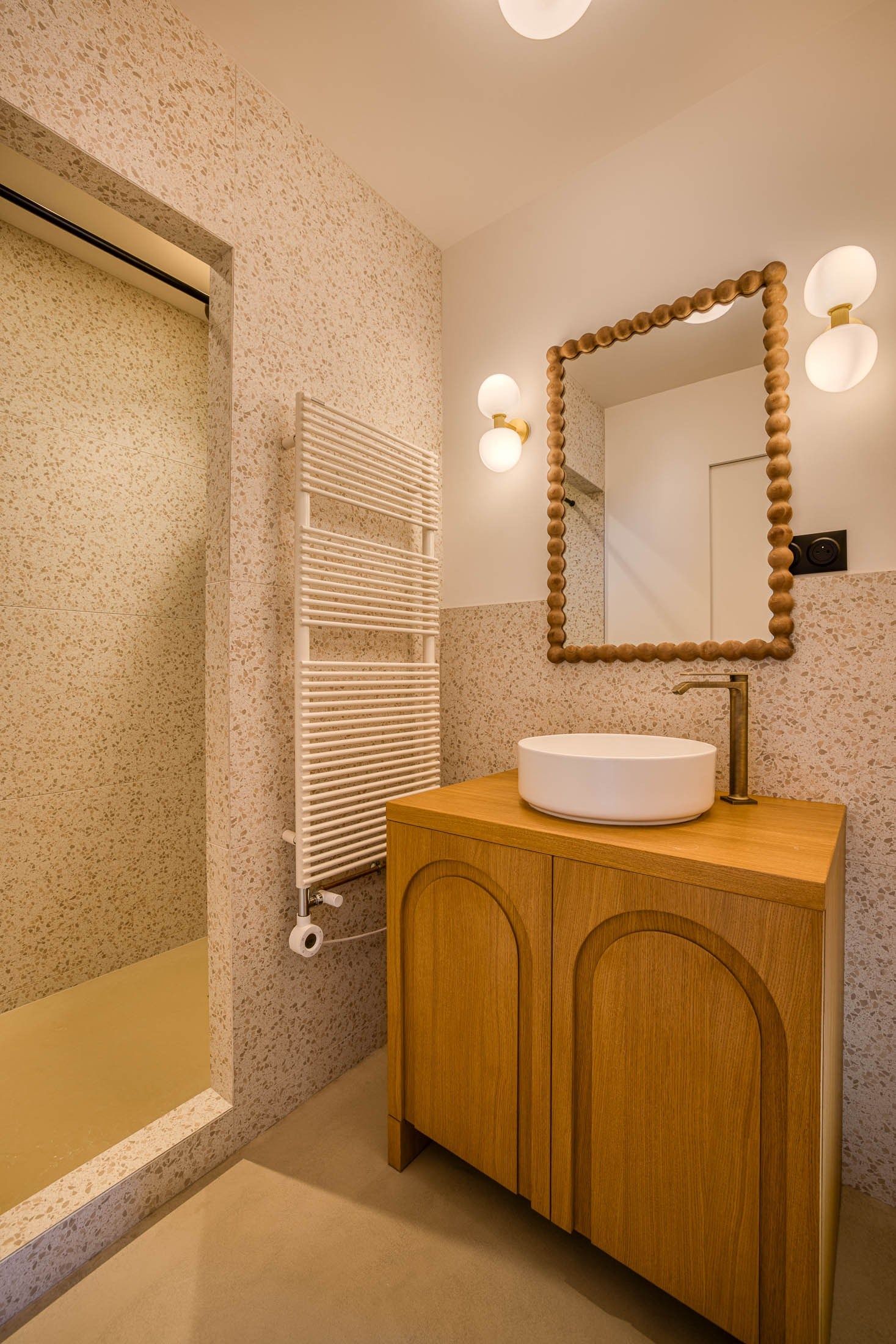 apartment 5 Rooms for sale on ANNECY (74000)