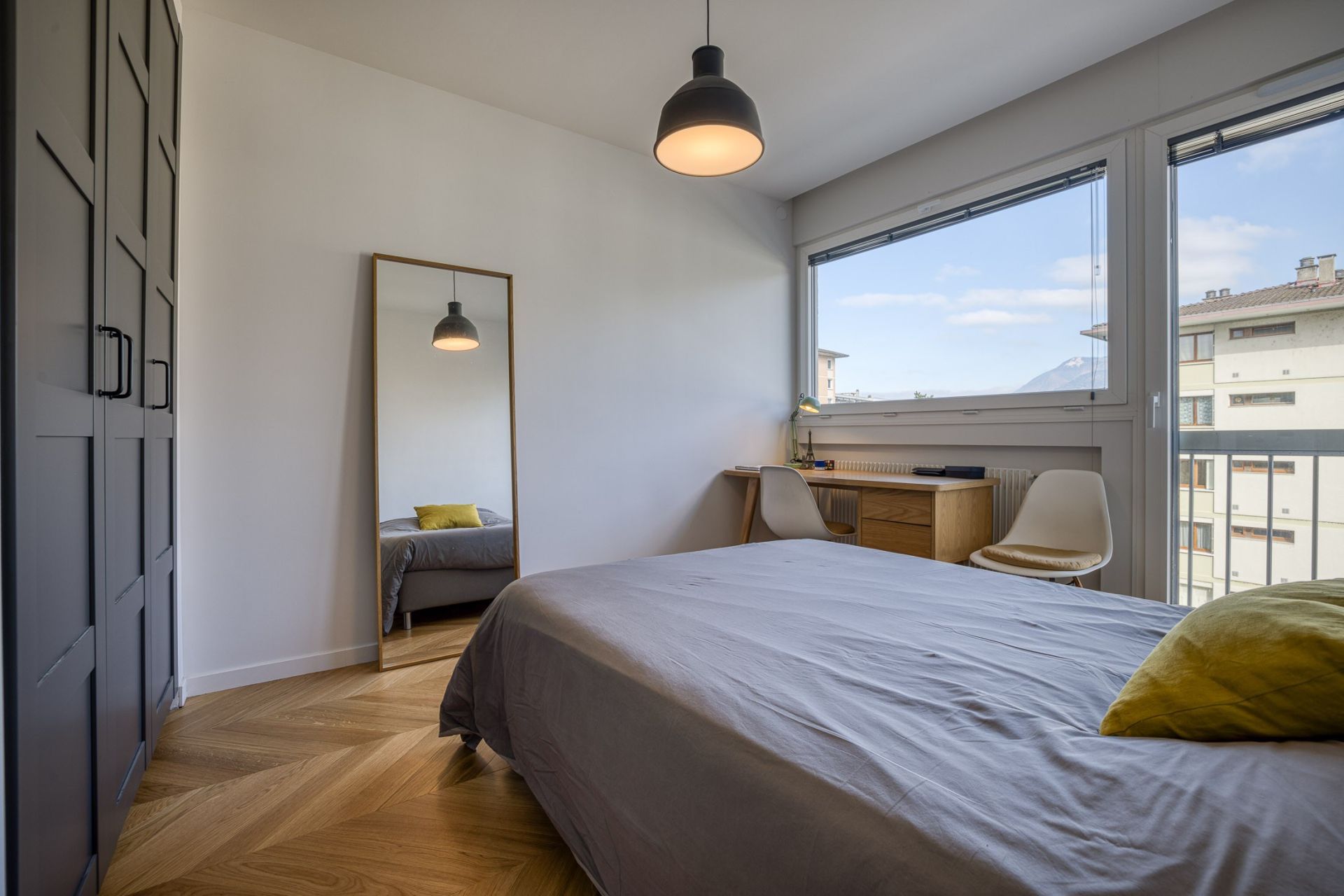 apartment 5 Rooms for sale on ANNECY (74000)
