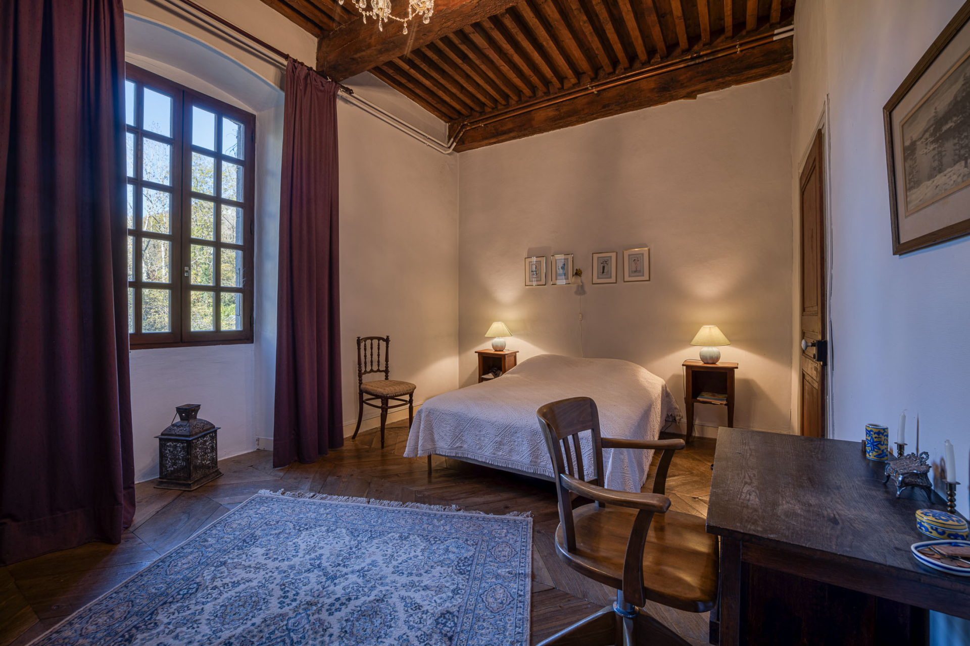 castle 18 Rooms for sale on SERRIERES EN CHAUTAGNE (73310)