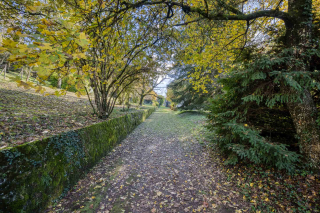 castle 18 Rooms for sale on SERRIERES EN CHAUTAGNE (73310)