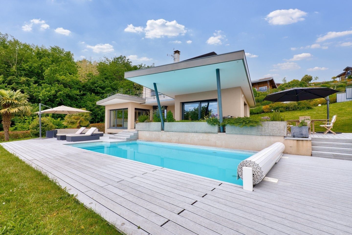 house 6 Rooms for sale on FERRIERES (74370)