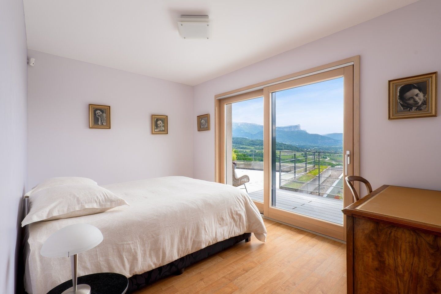 house 6 Rooms for sale on FERRIERES (74370)