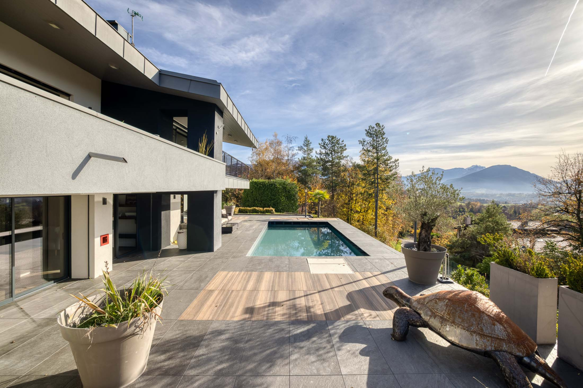 house 7 Rooms for sale on ANNECY (74370)