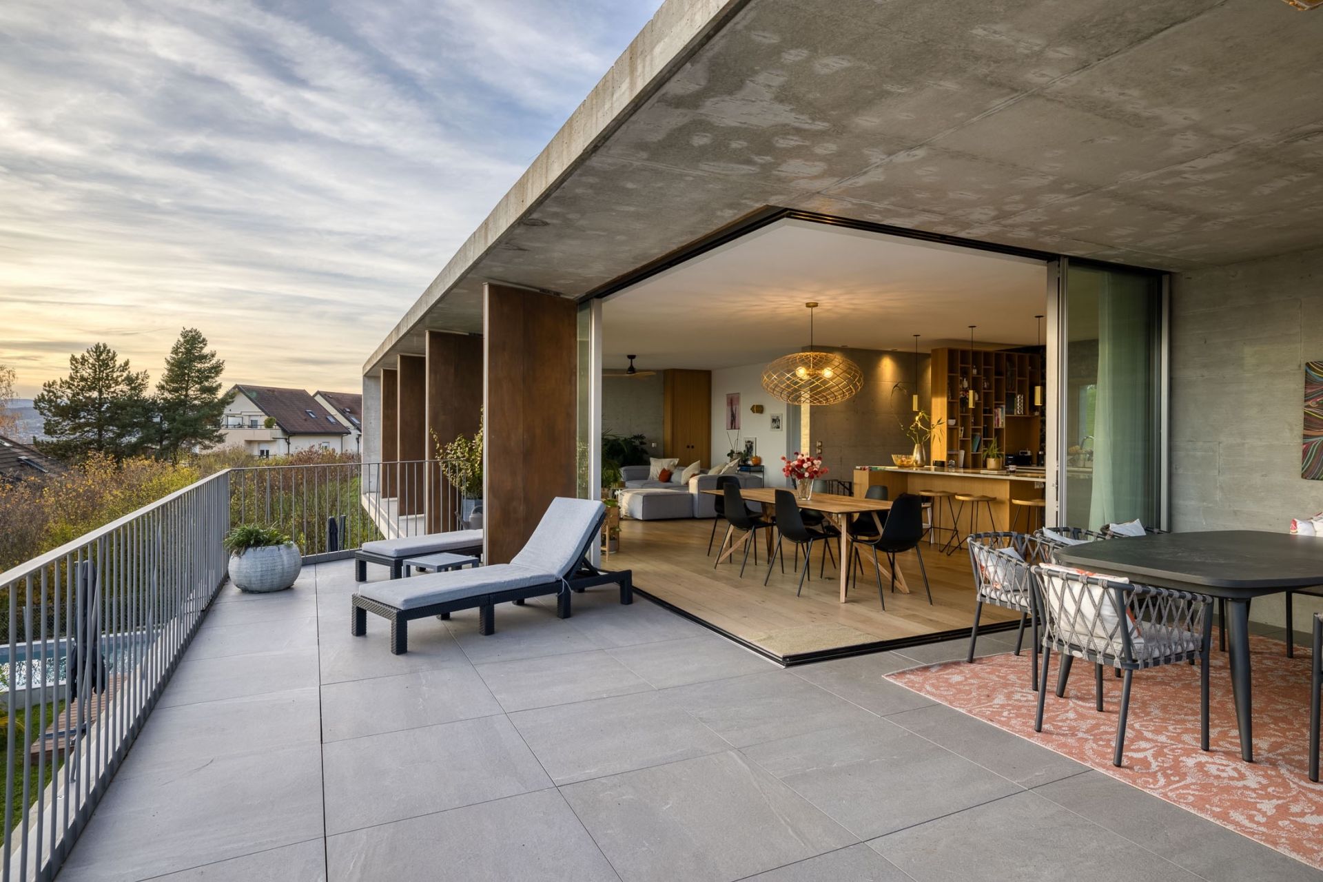 house 10 Rooms for sale on ANNECY LE VIEUX (74940)