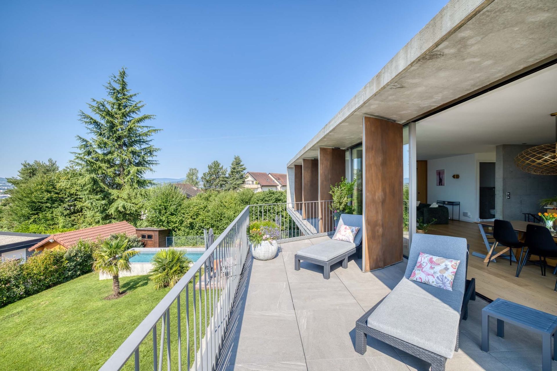 house 10 Rooms for sale on ANNECY LE VIEUX (74940)