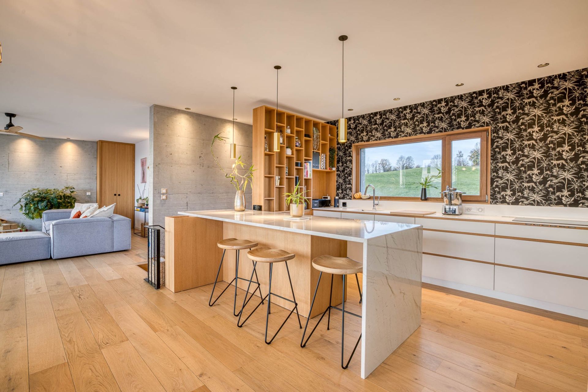 house 10 Rooms for sale on ANNECY LE VIEUX (74940)