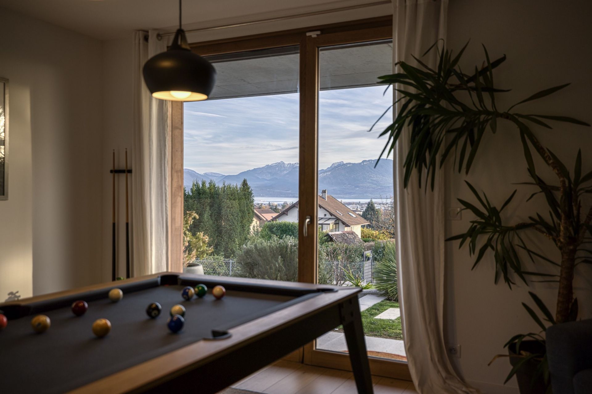 house 10 Rooms for sale on ANNECY LE VIEUX (74940)